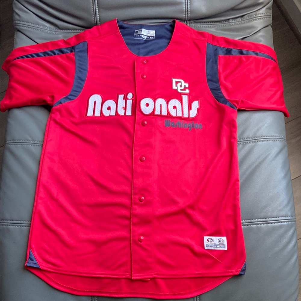 Washington Nationals Red & Blue Baseball Jersey Shirt. NWOT. Never Worn.